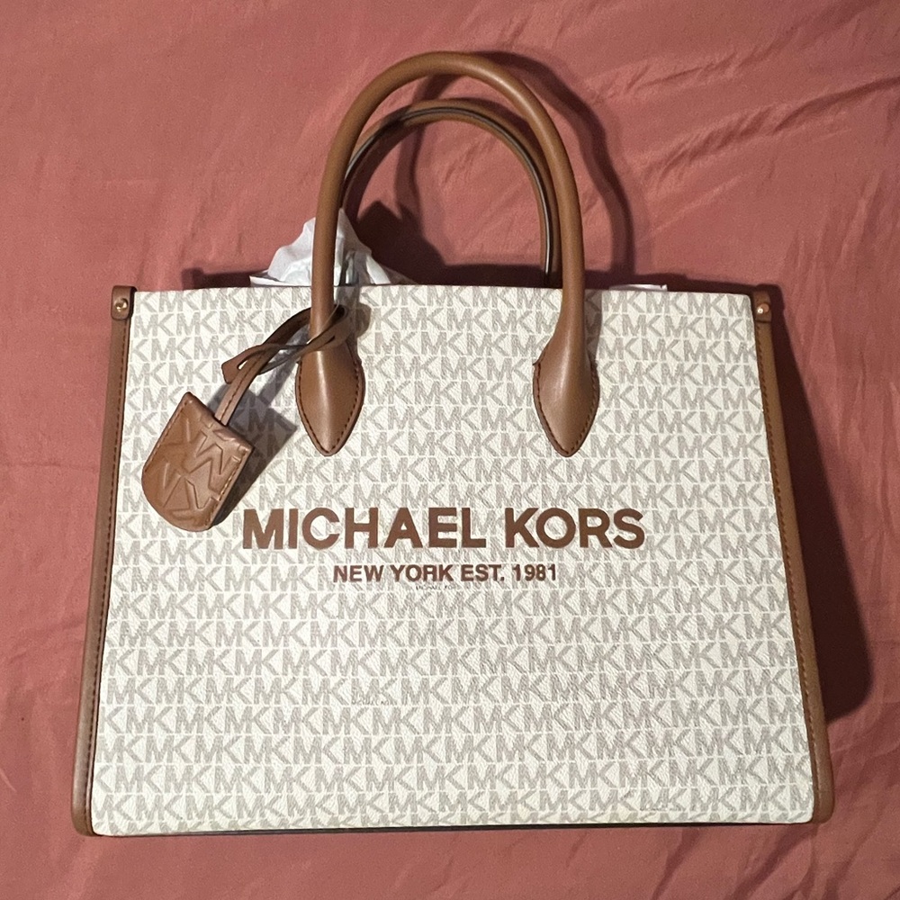 Brand new Michael Kors bag !